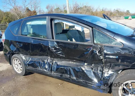 2012 Toyota Prius V Three из США, поврежденный, VIN JTDZN3EU2C3063545